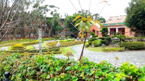 真理大学前